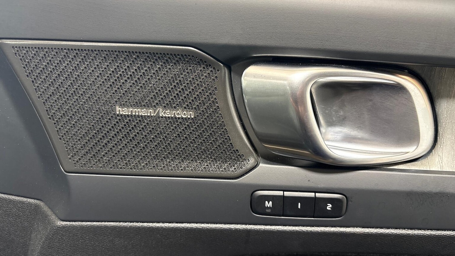 Used Volvo XC40 2024 for sale - 76413930: Photo 25