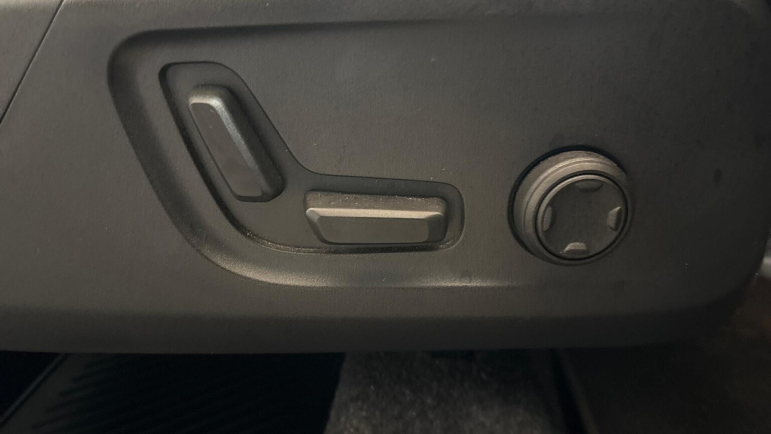 Used Volvo XC40 2024 for sale - 76413930: Photo 26