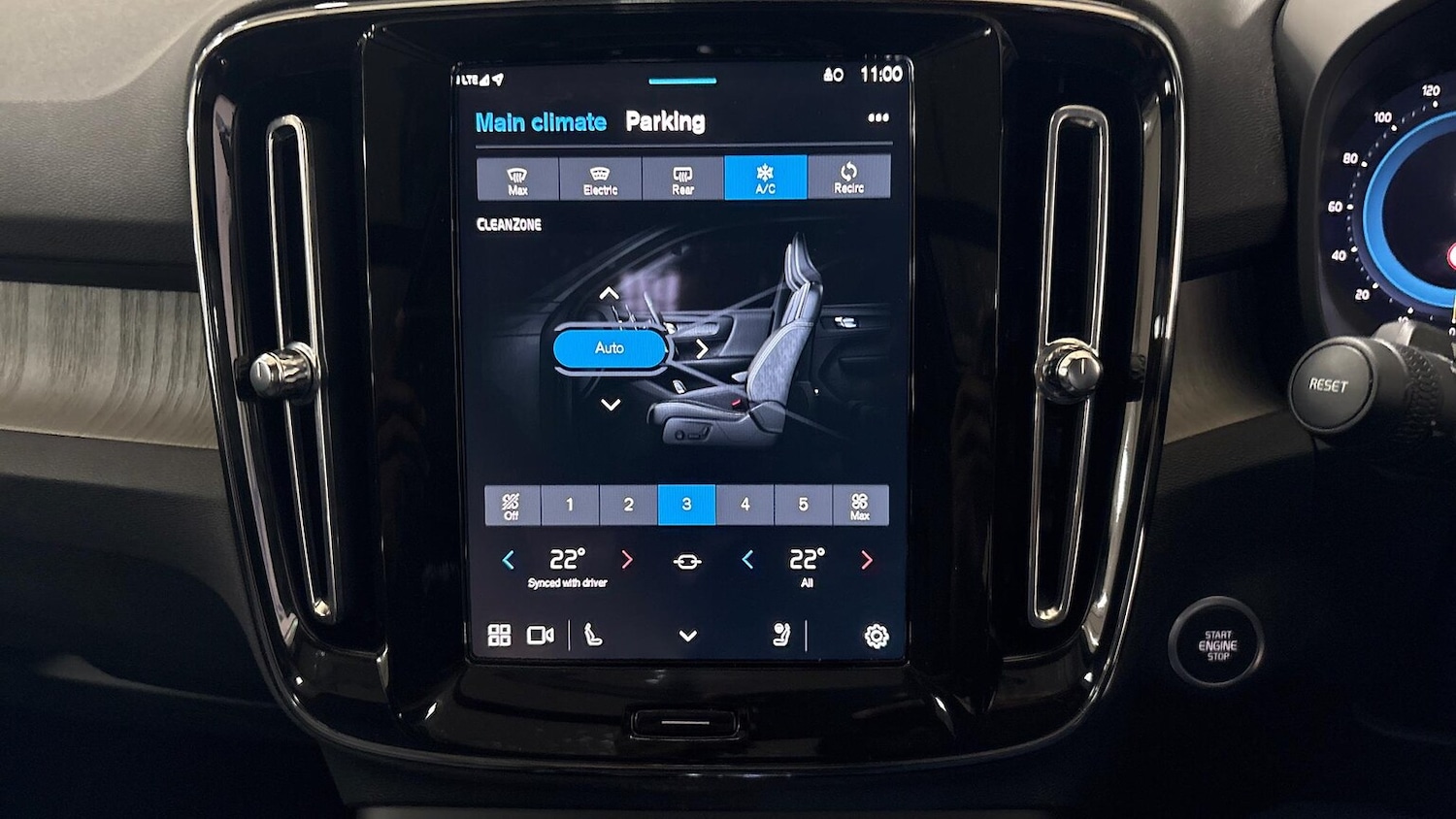 Used Volvo XC40 2024 for sale - 76413930: Photo 36