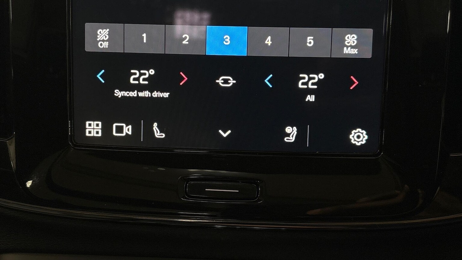 Used Volvo XC40 2024 for sale - 76413930: Photo 39