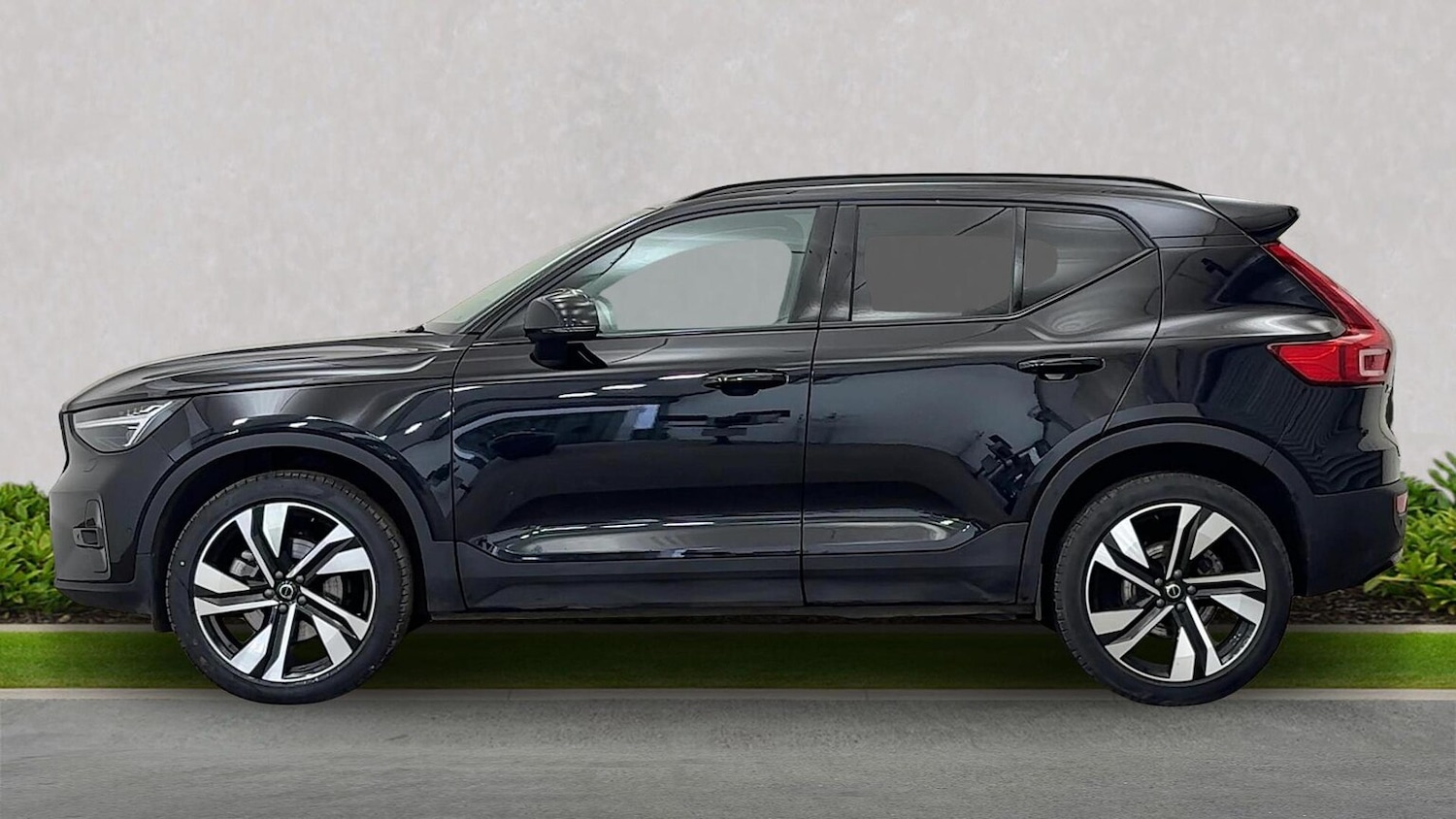 Used Volvo XC40 2024 for sale - 76413930: Photo 5