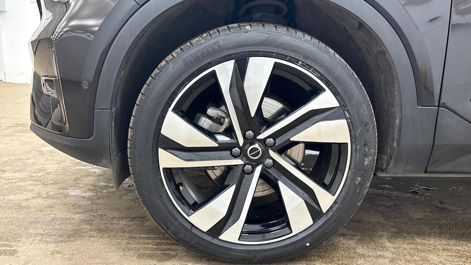 Used Volvo XC40 2024 for sale - 76413930: Photo 6