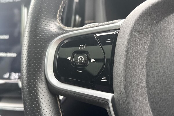 Used Volvo XC60 2019 for sale - 76300790: Photo 25