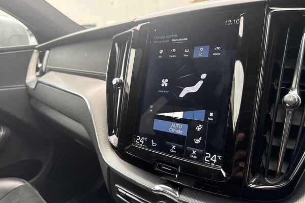 Used Volvo XC60 2019 for sale - 76300790: Photo 29