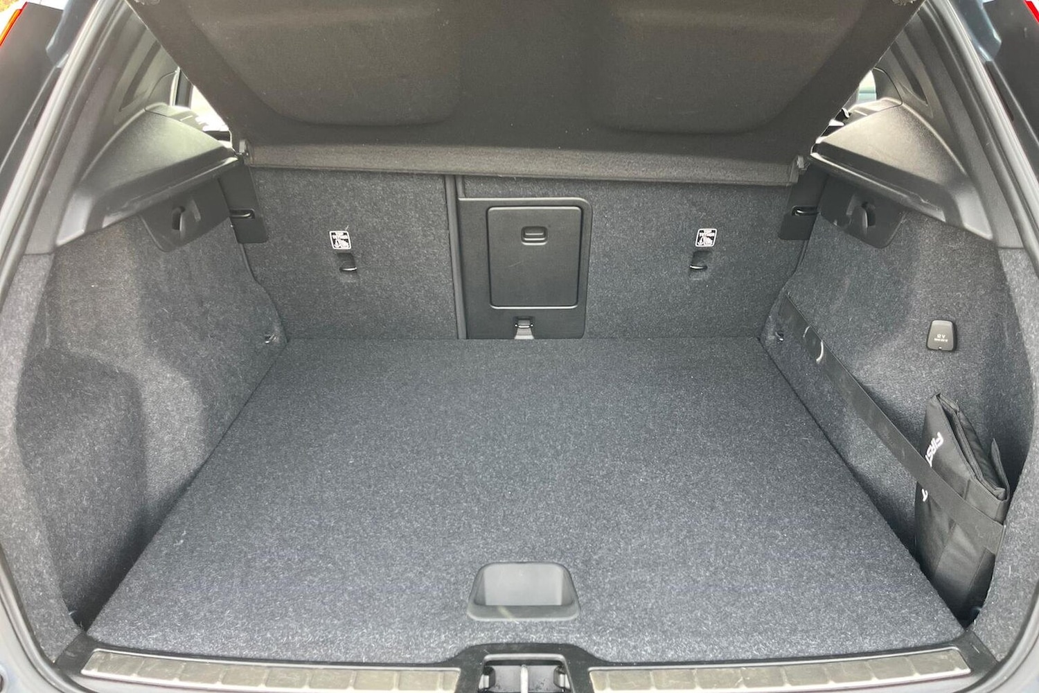 Used Volvo XC40 2020 for sale - 76157225: Photo 17