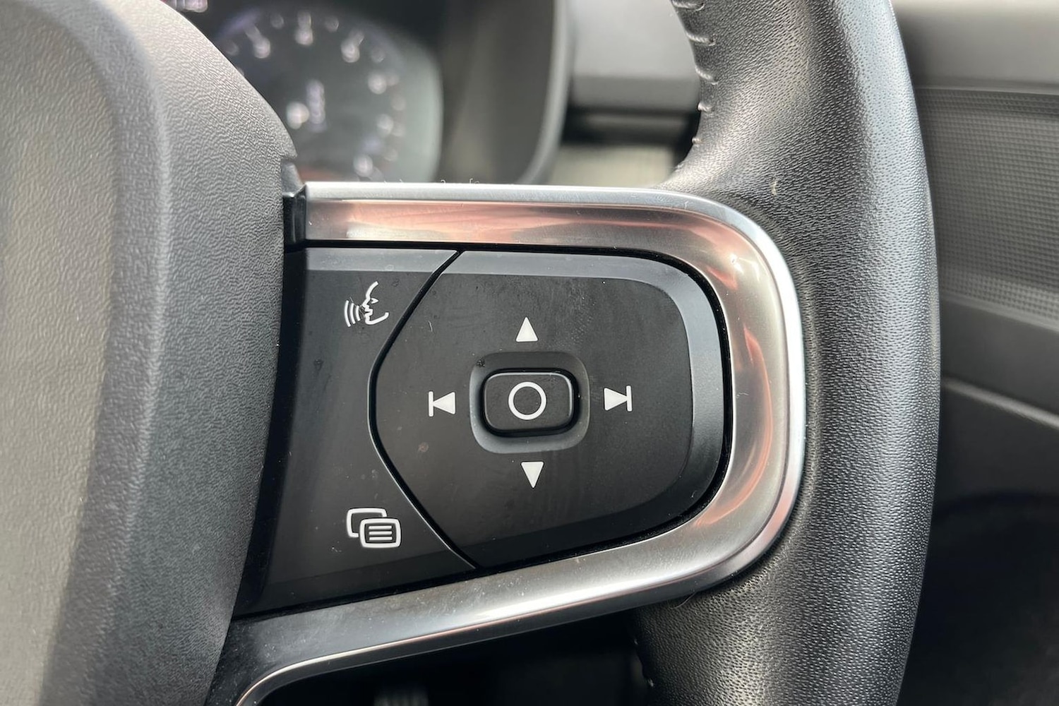 Used Volvo XC40 2020 for sale - 76157225: Photo 26