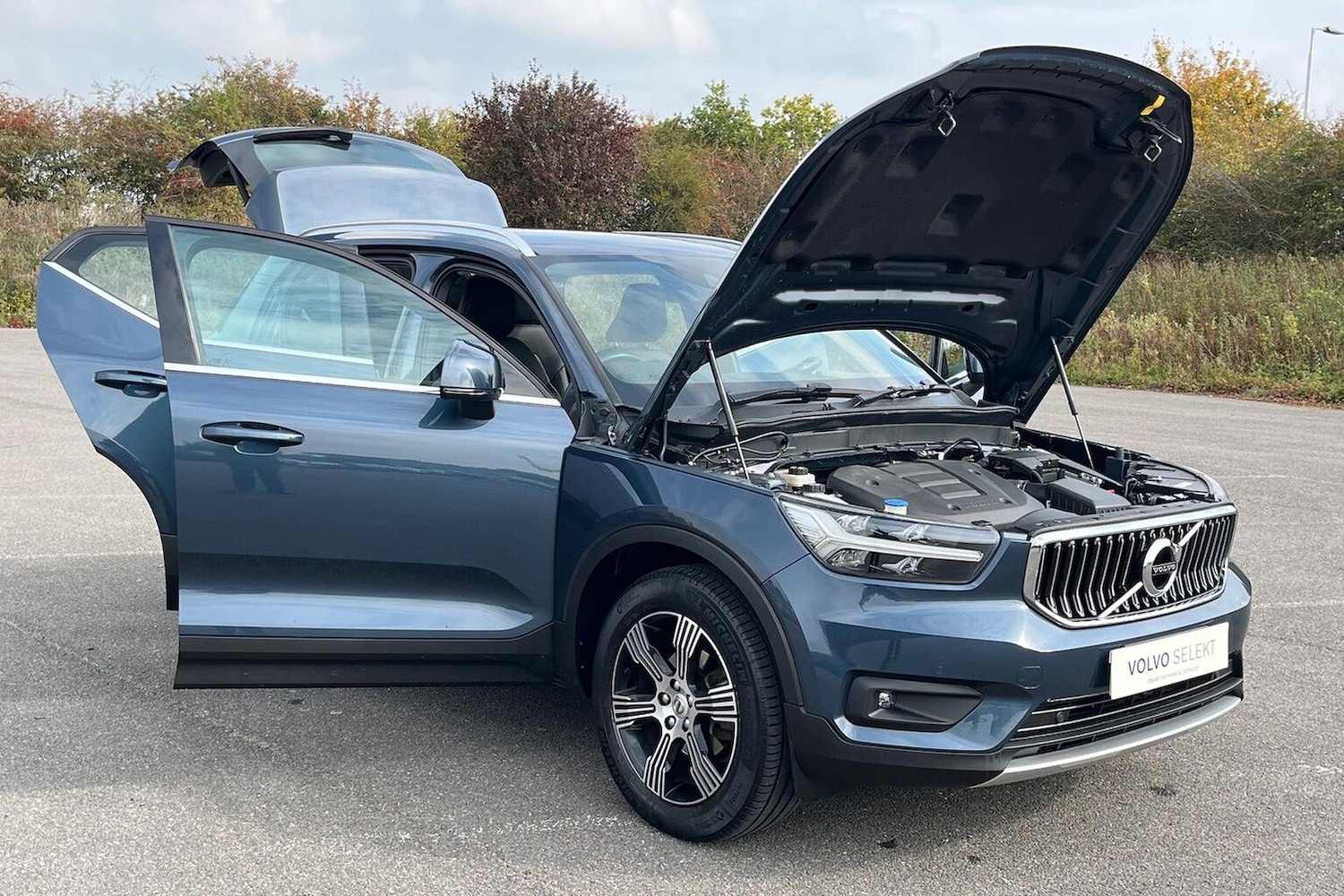 Used Volvo XC40 2020 for sale - 76157225: Photo 40