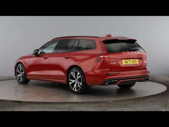 Used Volvo V60 2021 for sale - 79459307: Photo