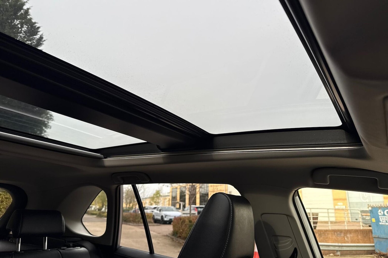 Used Toyota RAV4 2022 for sale - 76413935: Photo 42