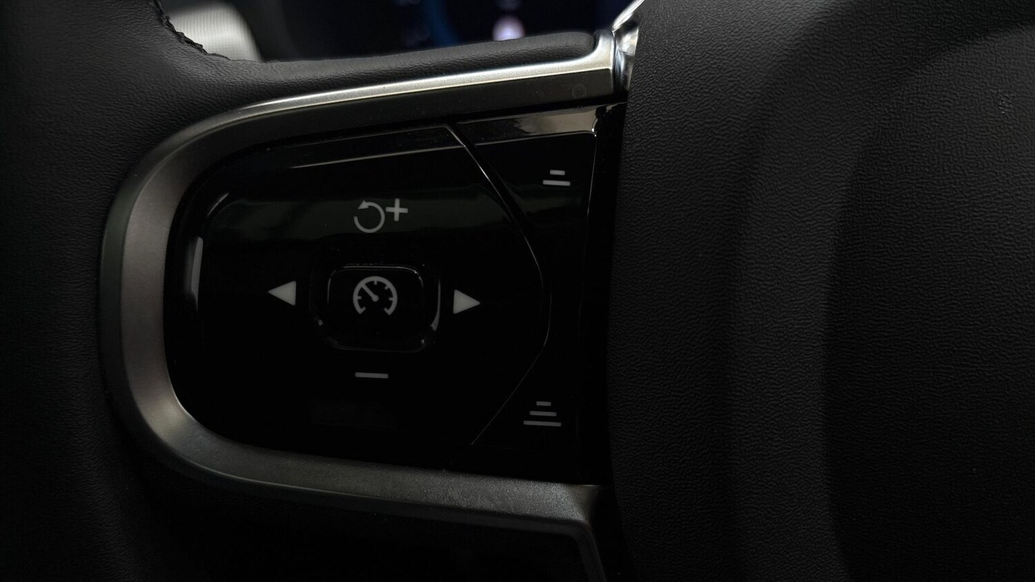 Used Volvo V90 2025 for sale - 76893240: Photo 31