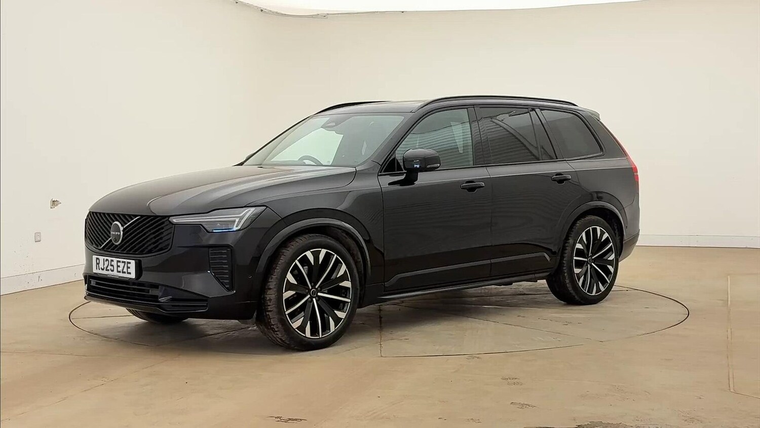 Used Volvo XC90 2025 for sale - 78192802: Photo 13