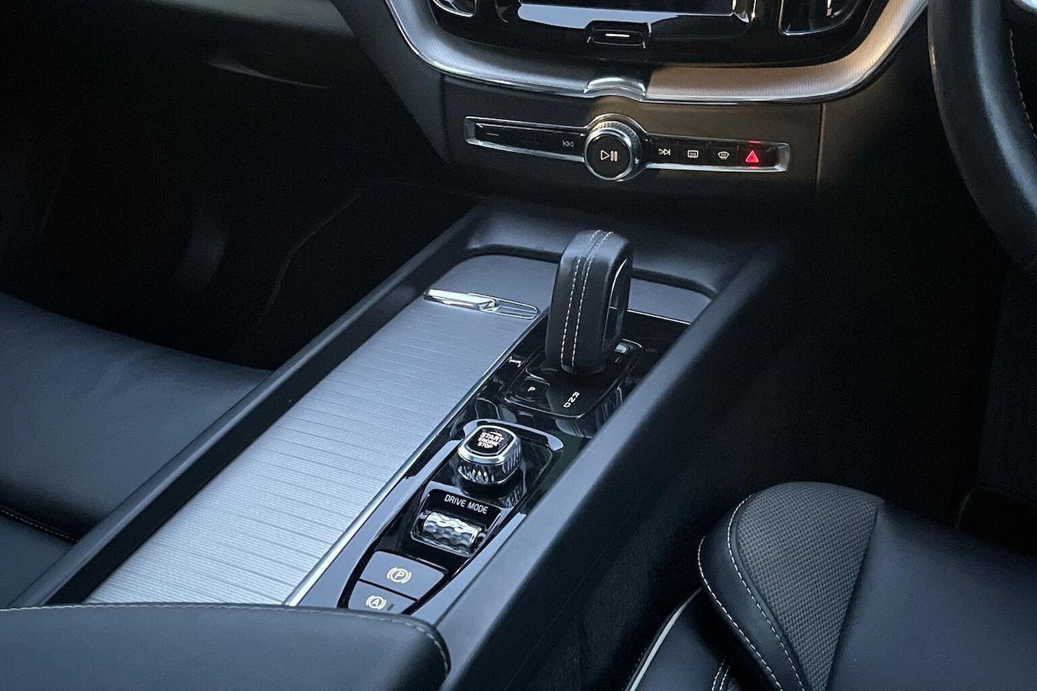 Used Volvo XC60 2021 for sale - 76918968: Photo 14