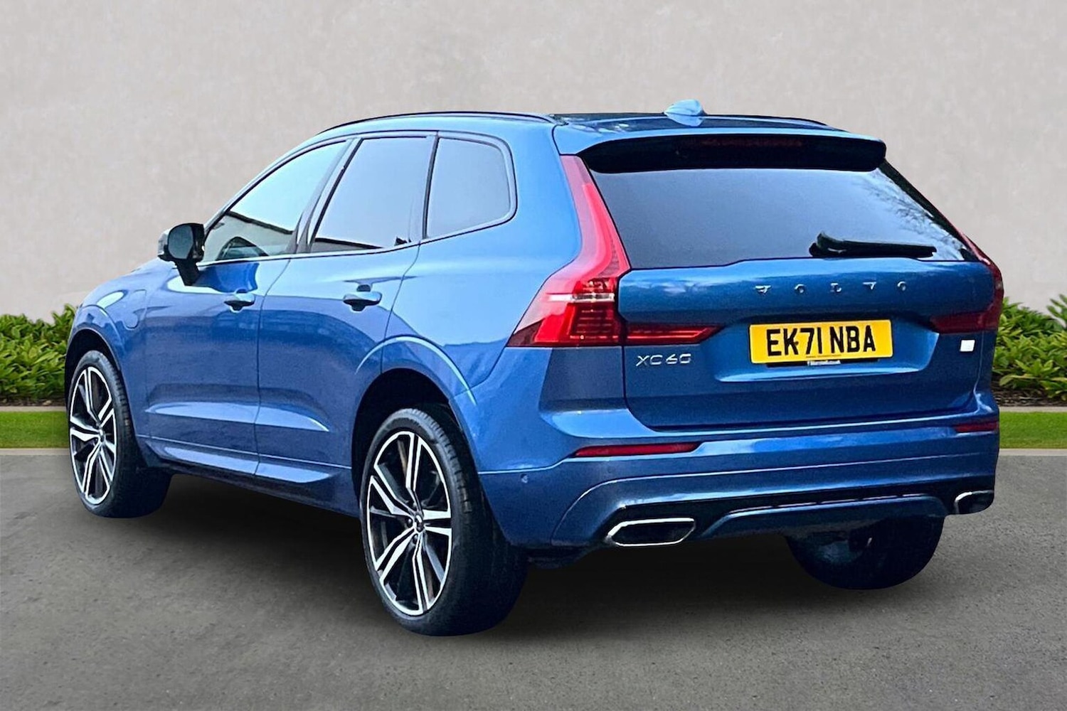 Used Volvo XC60 2021 for sale - 76918968: Photo 3