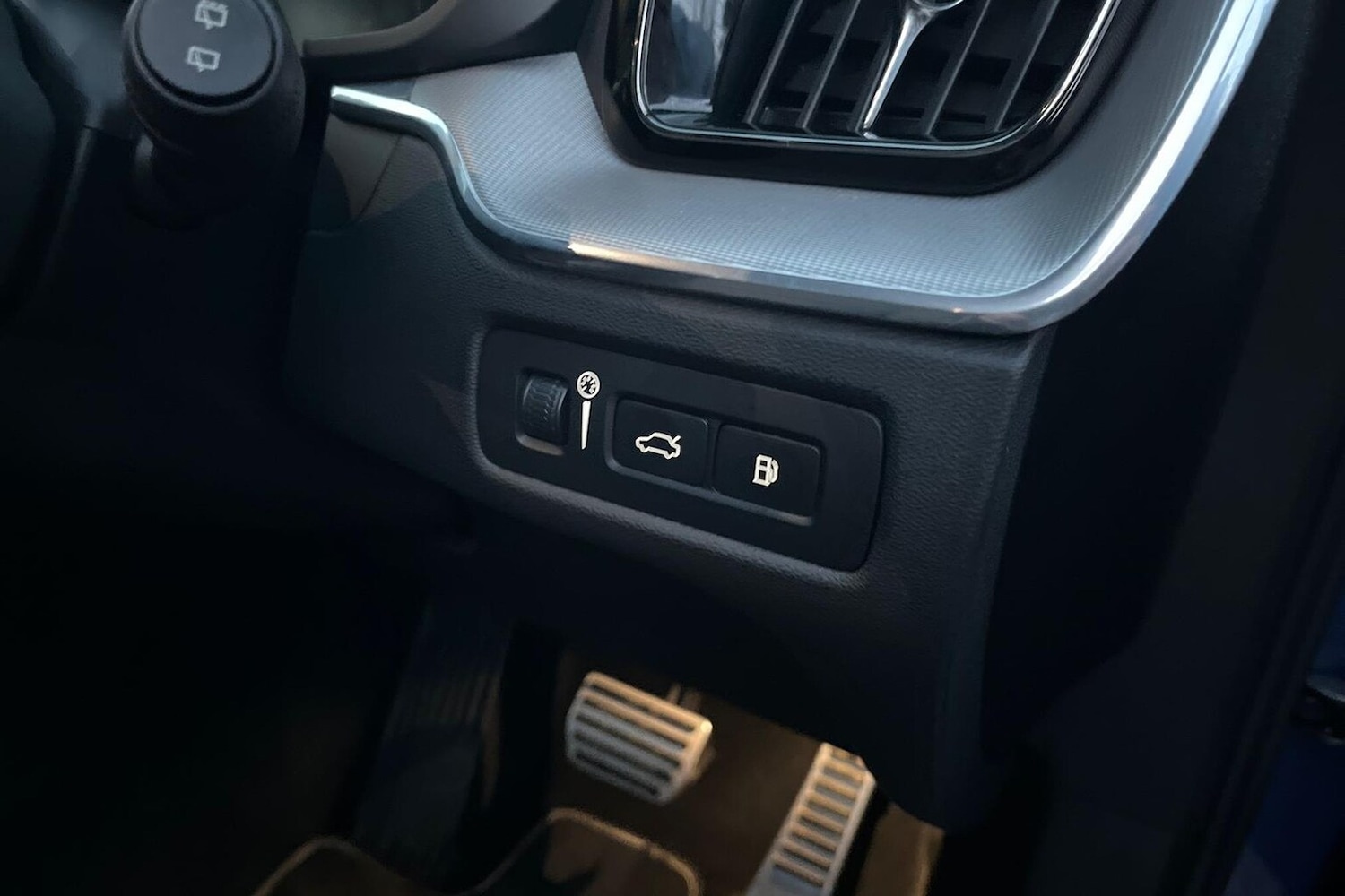 Used Volvo XC60 2021 for sale - 76918968: Photo 42