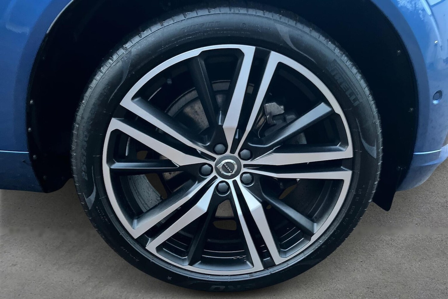 Used Volvo XC60 2021 for sale - 76918968: Photo 7