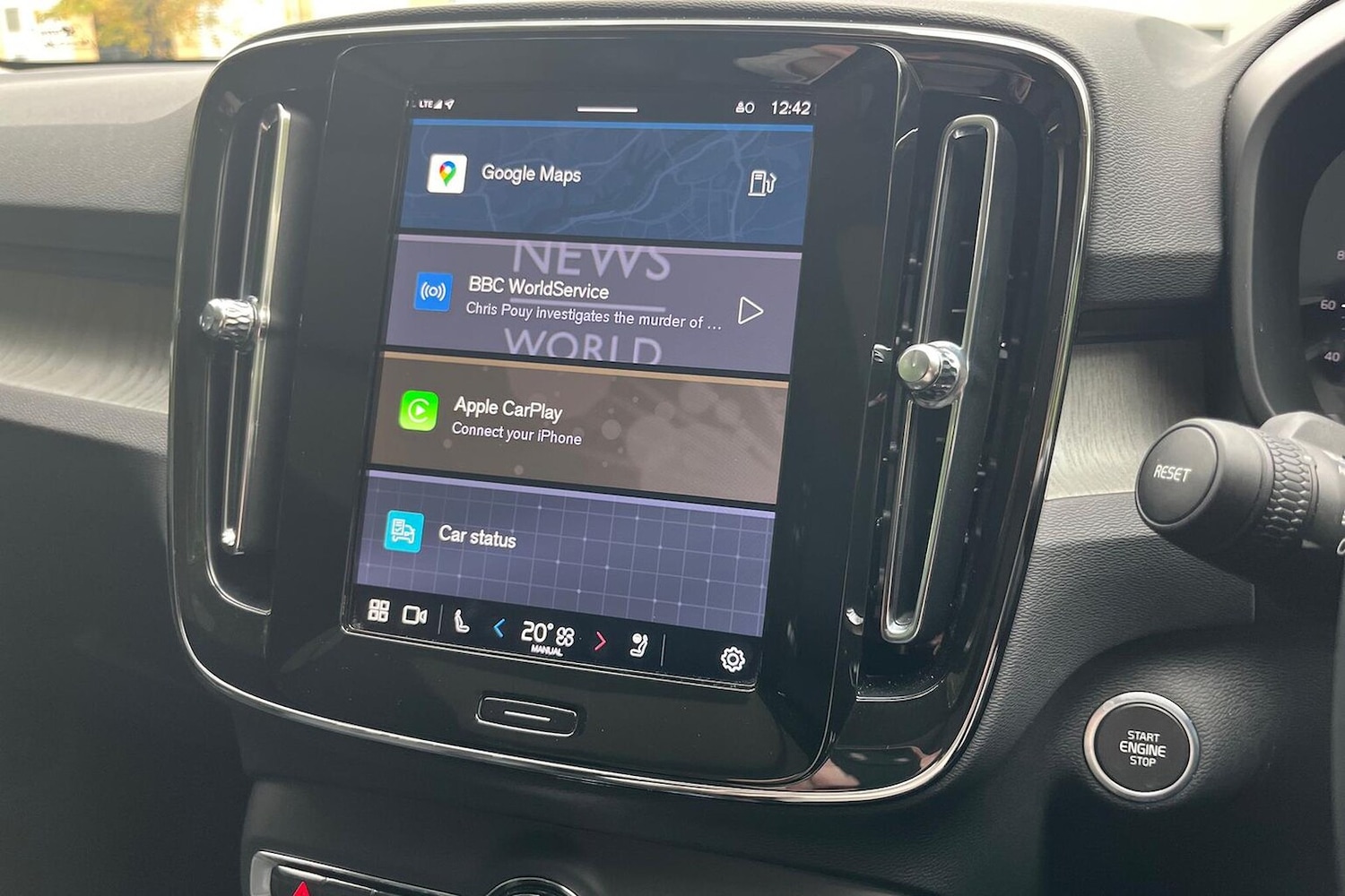 Used Volvo XC40 2024 for sale - 76707525: Photo 11