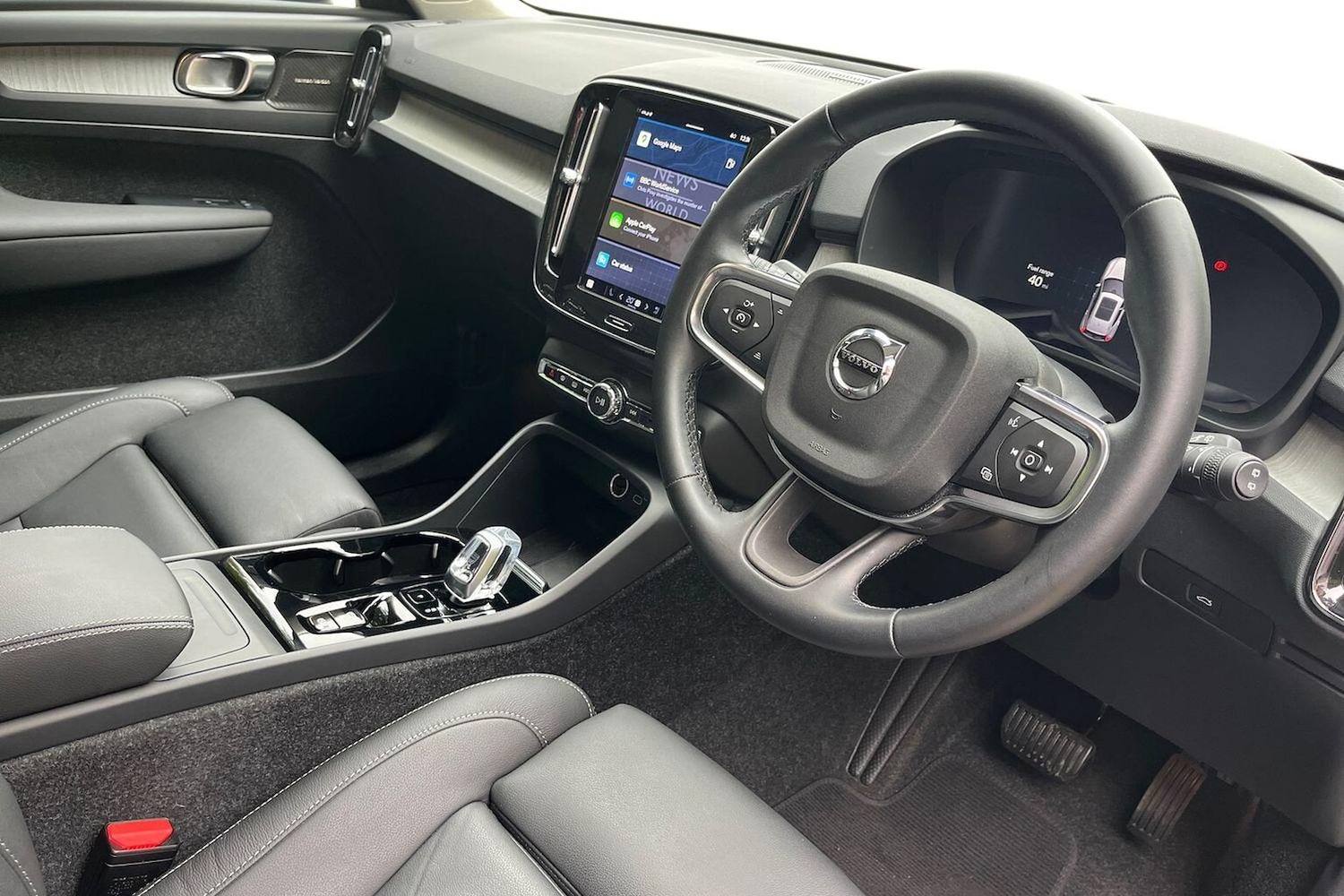 Used Volvo XC40 2024 for sale - 76707525: Photo 15