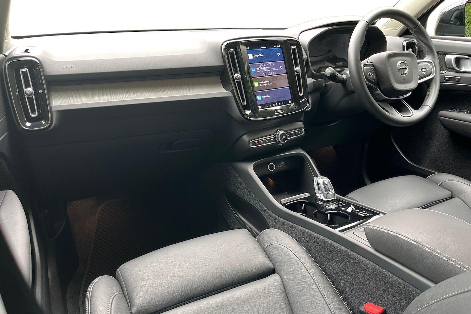 Used Volvo XC40 2024 for sale - 76707525: Photo 7