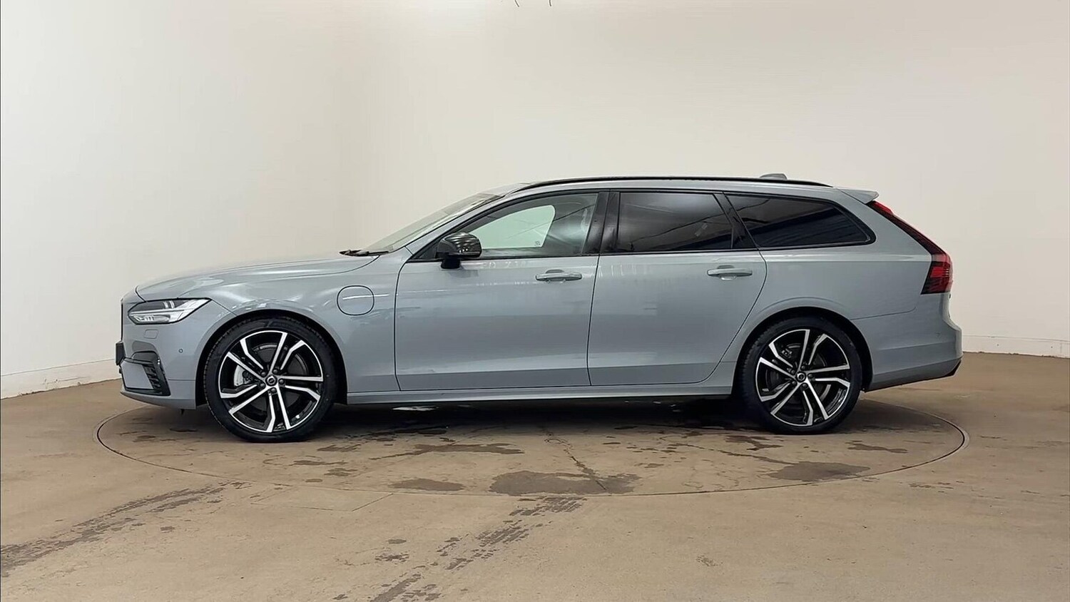 Used Volvo V90 2024 for sale - 76402407: Photo 12