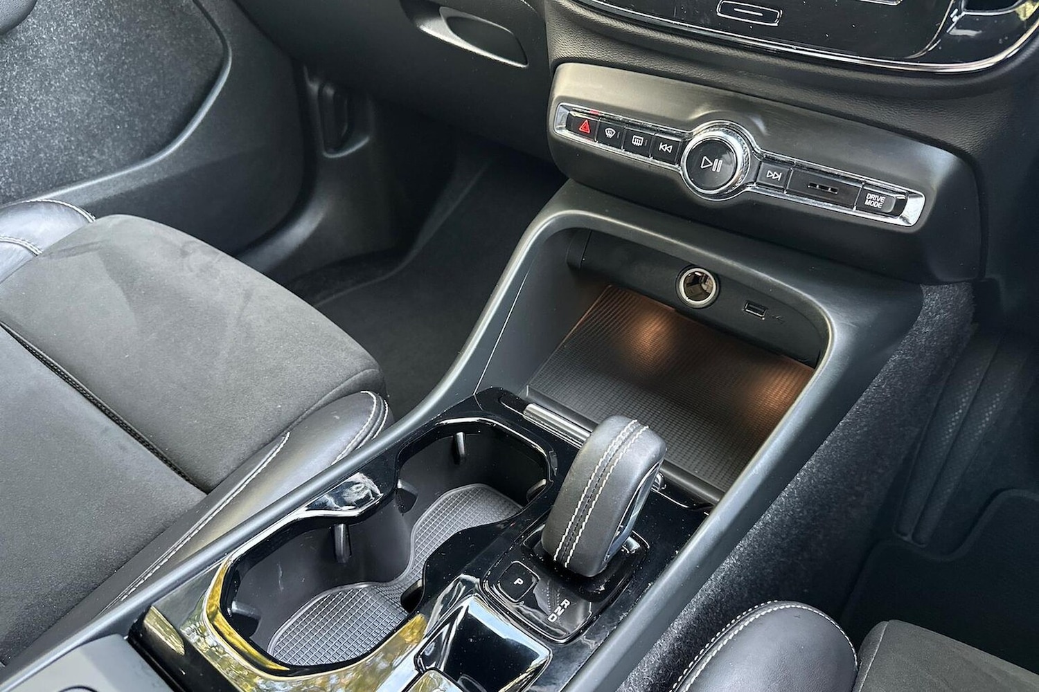 Used Volvo XC40 2020 for sale - 76477327: Photo 13