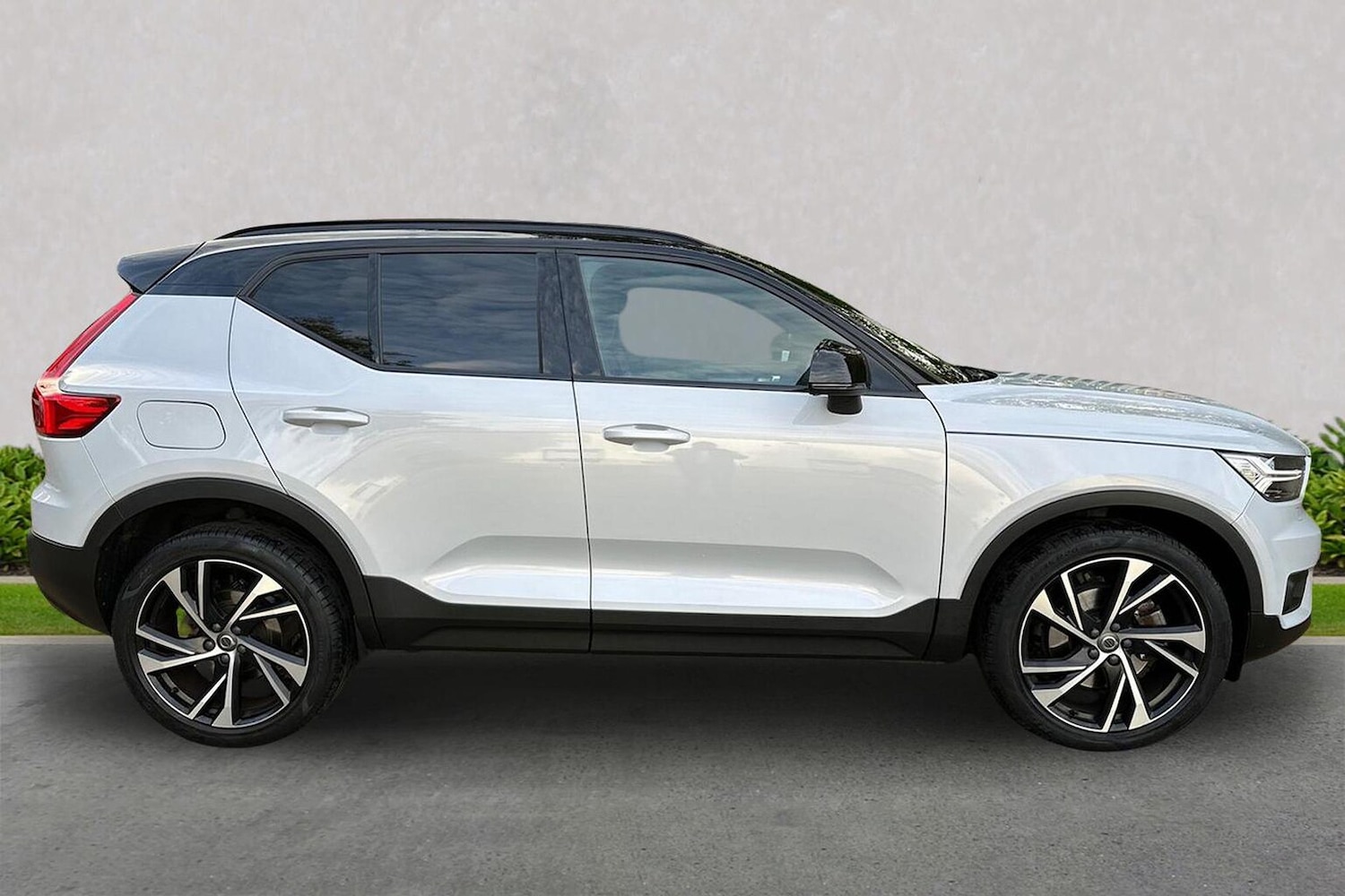 Used Volvo XC40 2020 for sale - 76477327: Photo 3