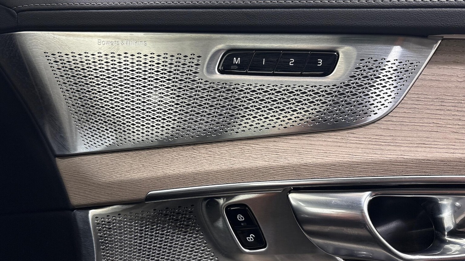 Used Volvo XC90 2025 for sale - 76413921: Photo 26