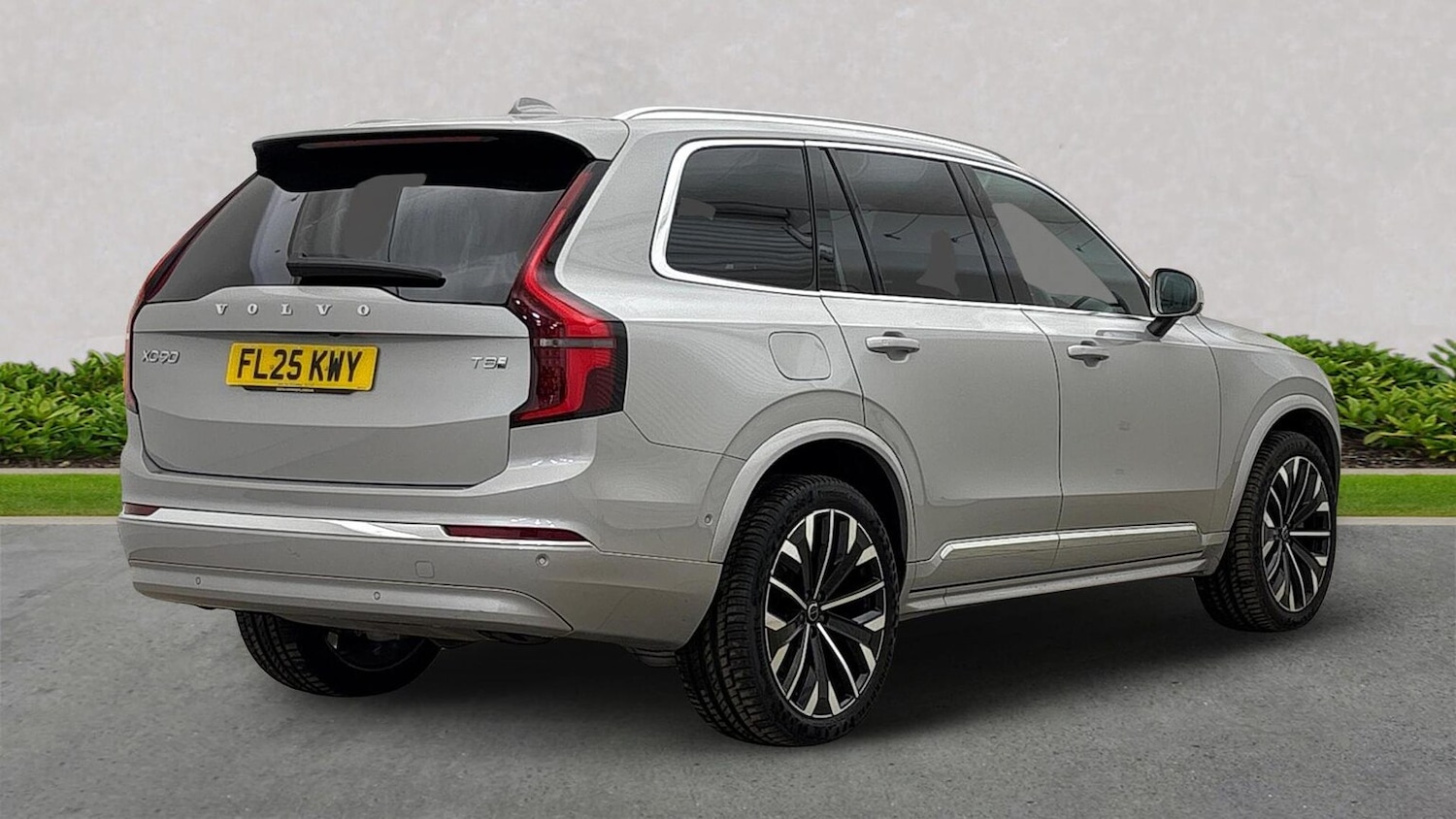Used Volvo XC90 2025 for sale - 76413921: Photo 4