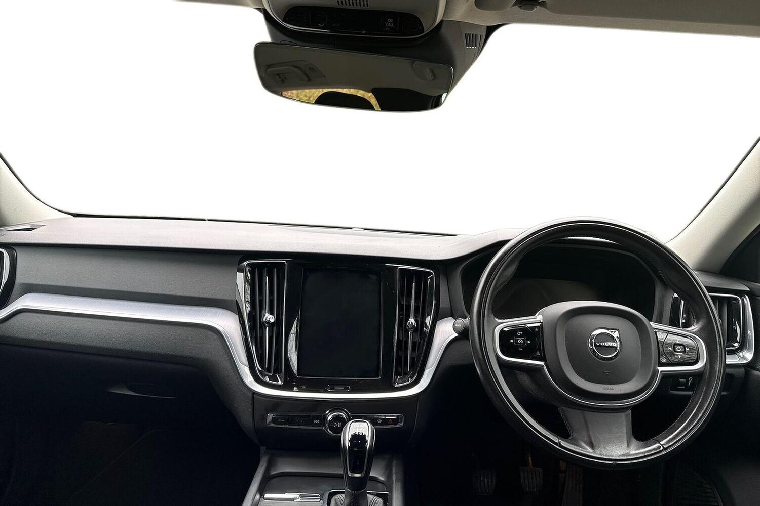 Used Volvo V60 2019 for sale - 78192828: Photo 10