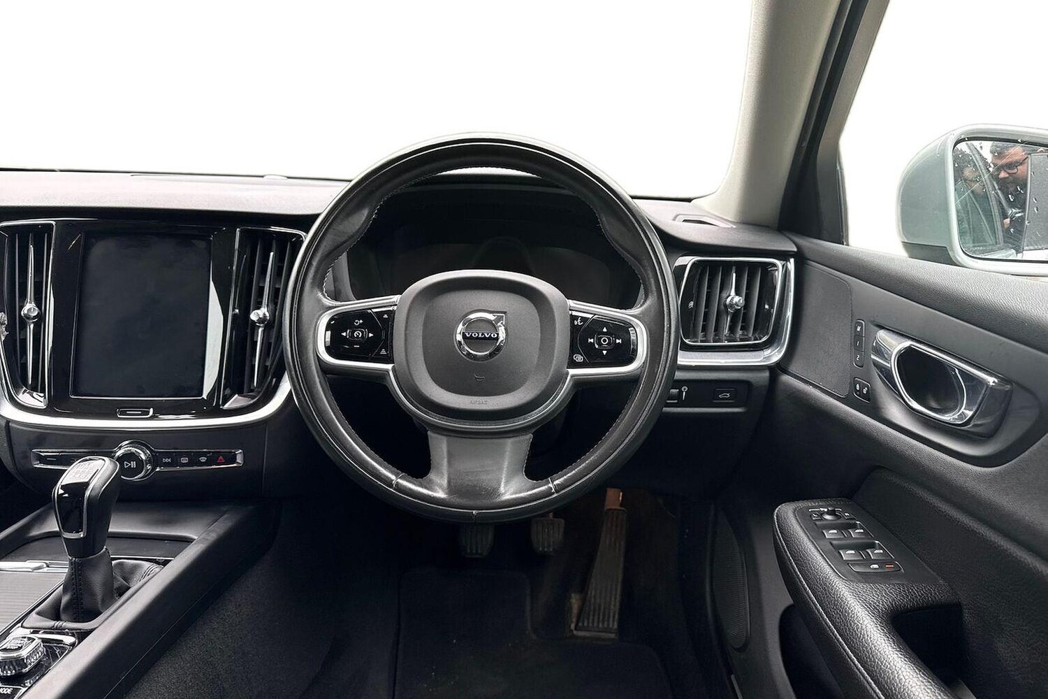 Used Volvo V60 2019 for sale - 78192828: Photo 11