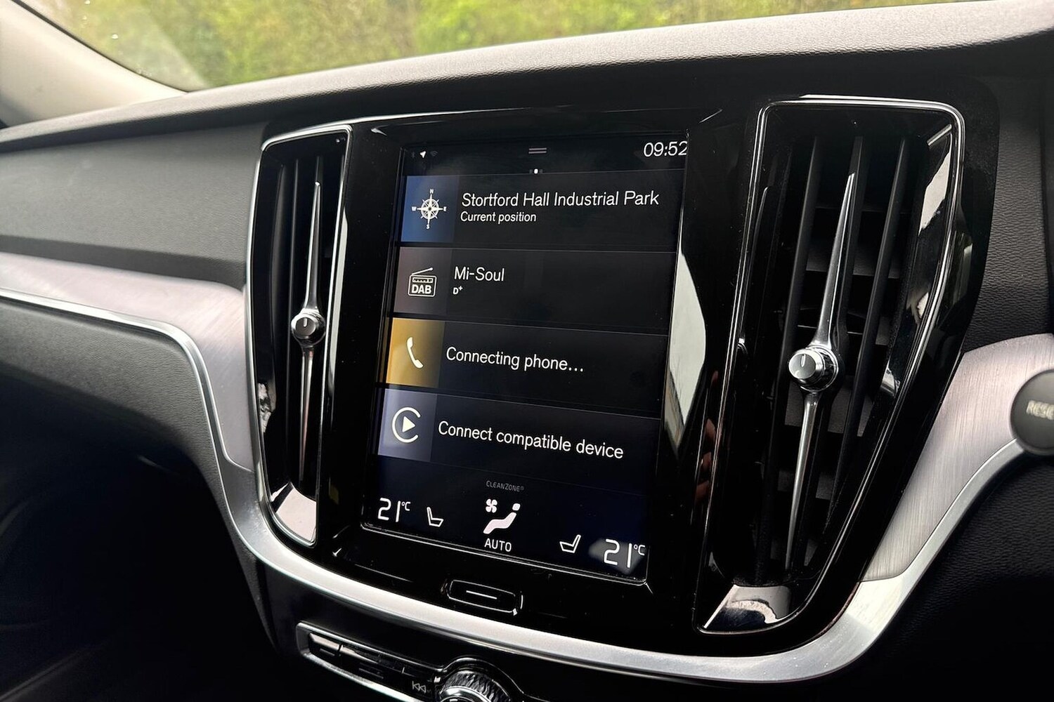 Used Volvo V60 2019 for sale - 78192828: Photo 13