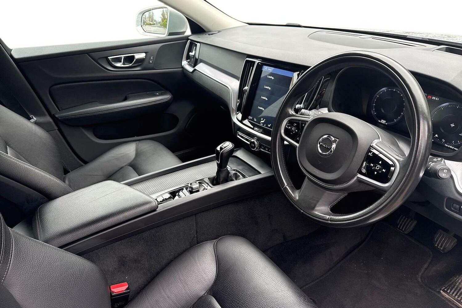 Used Volvo V60 2019 for sale - 78192828: Photo 17