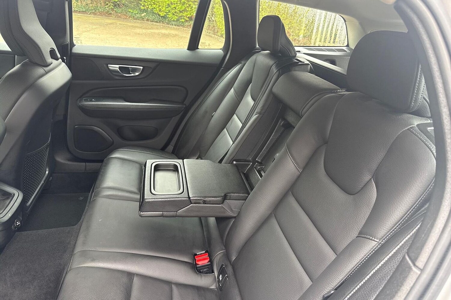 Used Volvo V60 2019 for sale - 78192828: Photo 18