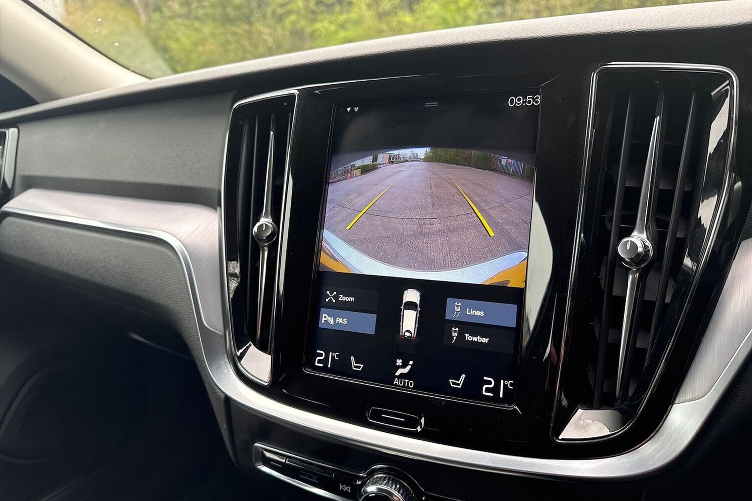 Used Volvo V60 2019 for sale - 78192828: Photo 25