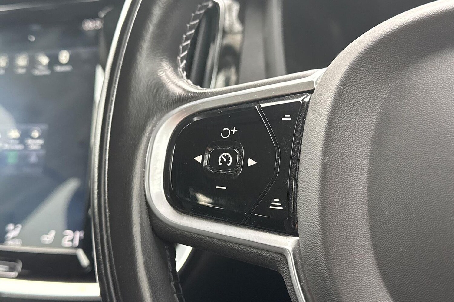 Used Volvo V60 2019 for sale - 78192828: Photo 27