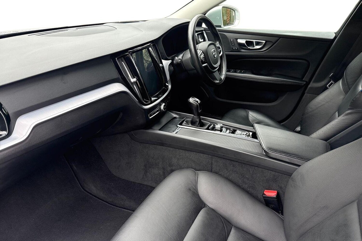 Used Volvo V60 2019 for sale - 78192828: Photo 9