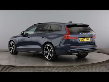 Used Volvo V60 2023 for sale - 79459312: Photo