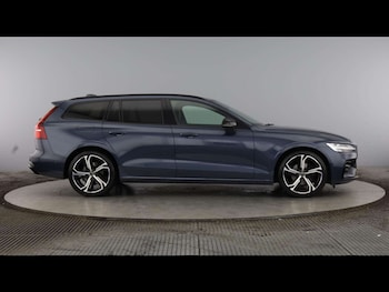 Used Volvo V60 2023 for sale - 79459312: Photo