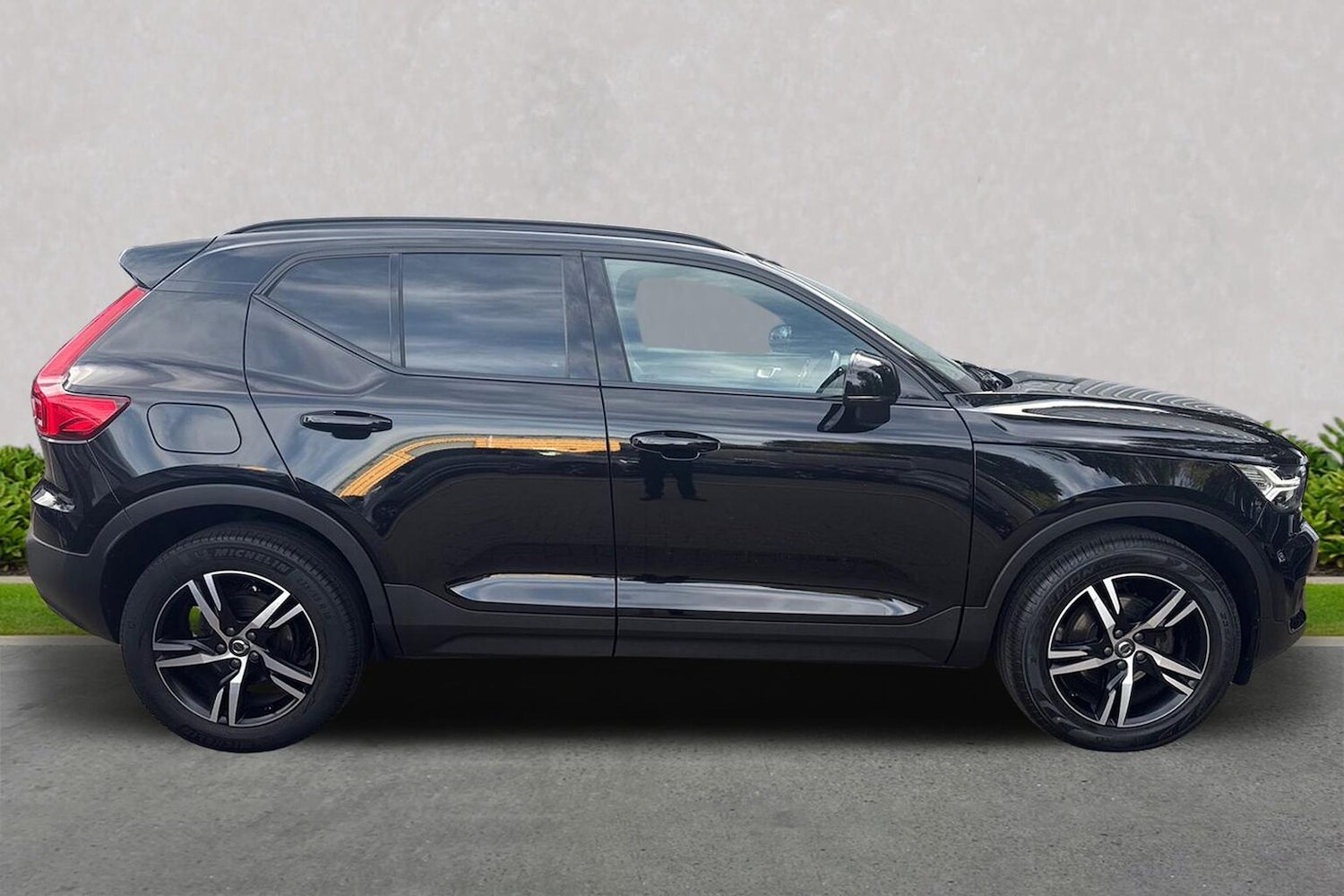 Used Volvo XC40 2021 for sale - 76064390: Photo 3