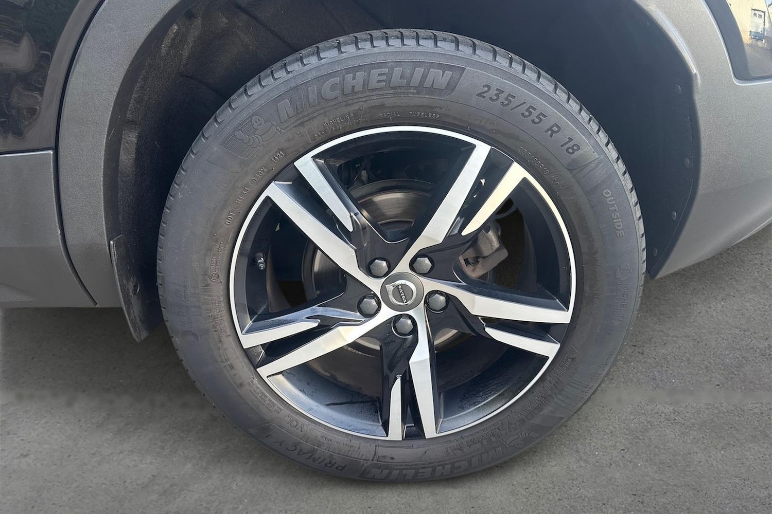 Used Volvo XC40 2021 for sale - 76064390: Photo 6