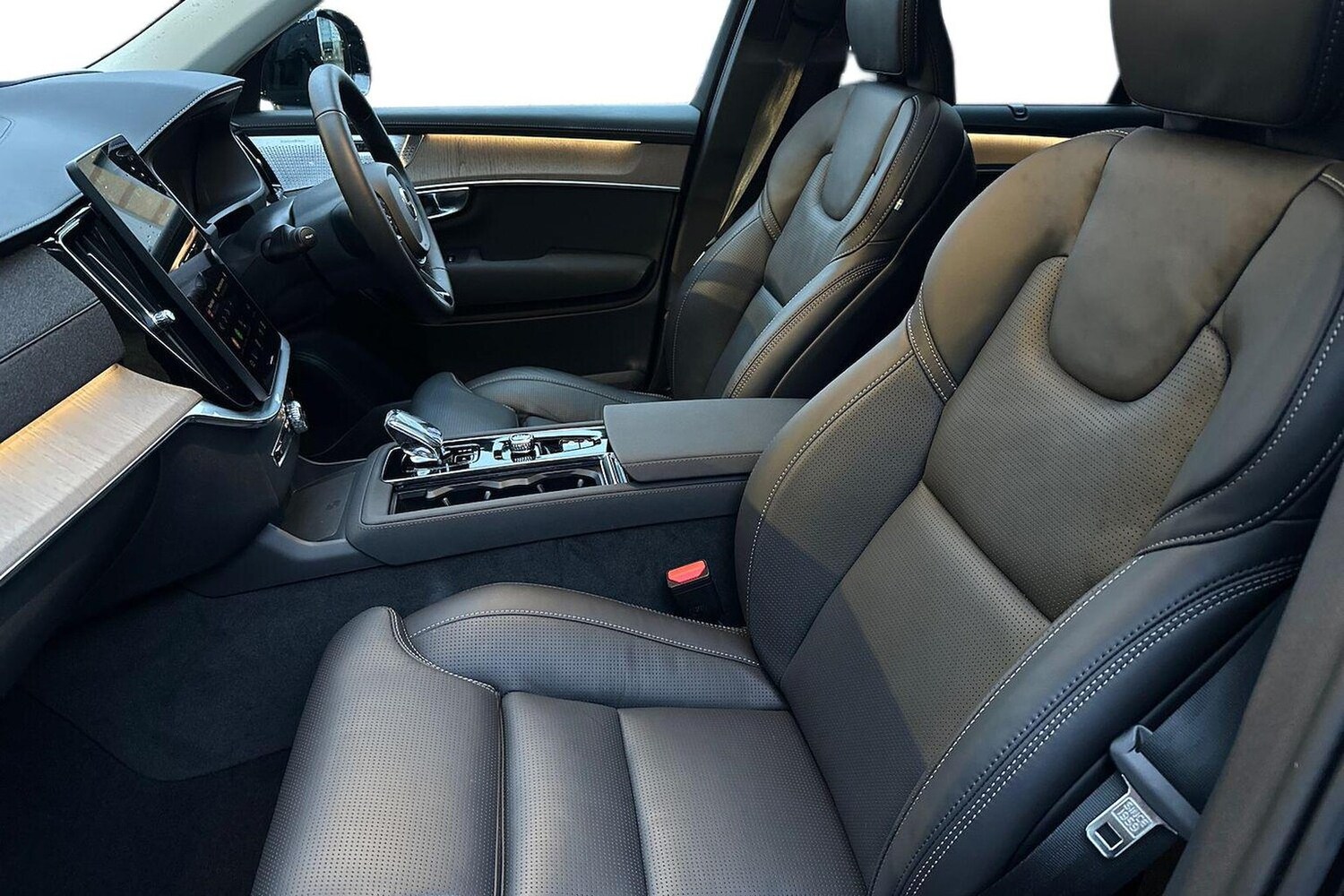 Used Volvo XC90 2025 for sale - 77487341: Photo 7