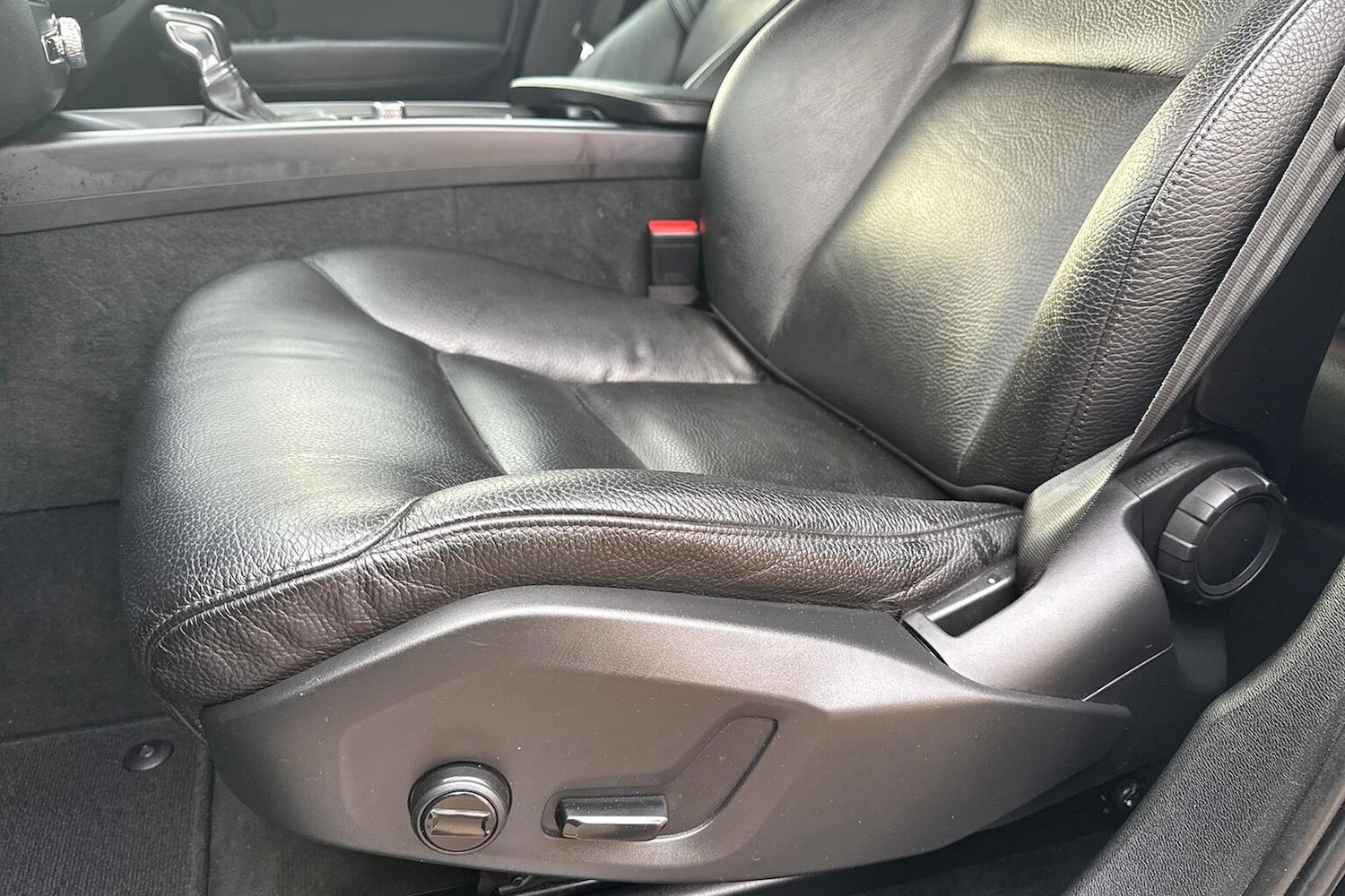 Used Volvo XC60 2018 for sale - 76439794: Photo 25