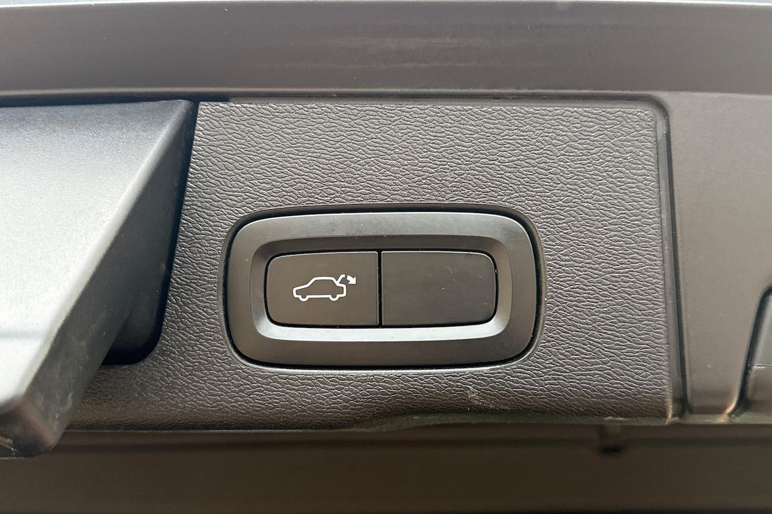 Used Volvo XC60 2018 for sale - 76439794: Photo 35