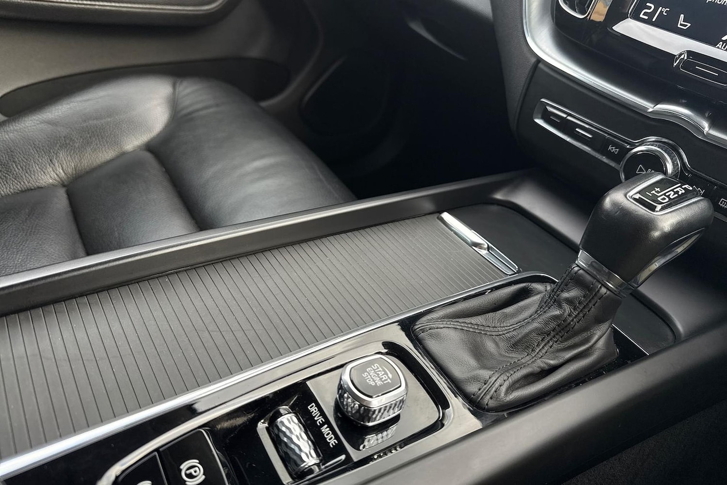 Used Volvo XC60 2018 for sale - 76439794: Photo 37