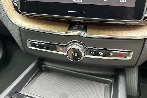 Used Volvo XC60 2025 for sale - 75512947: Photo 12