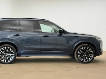 Used Volvo XC90 2025 for sale - 78454635: Photo