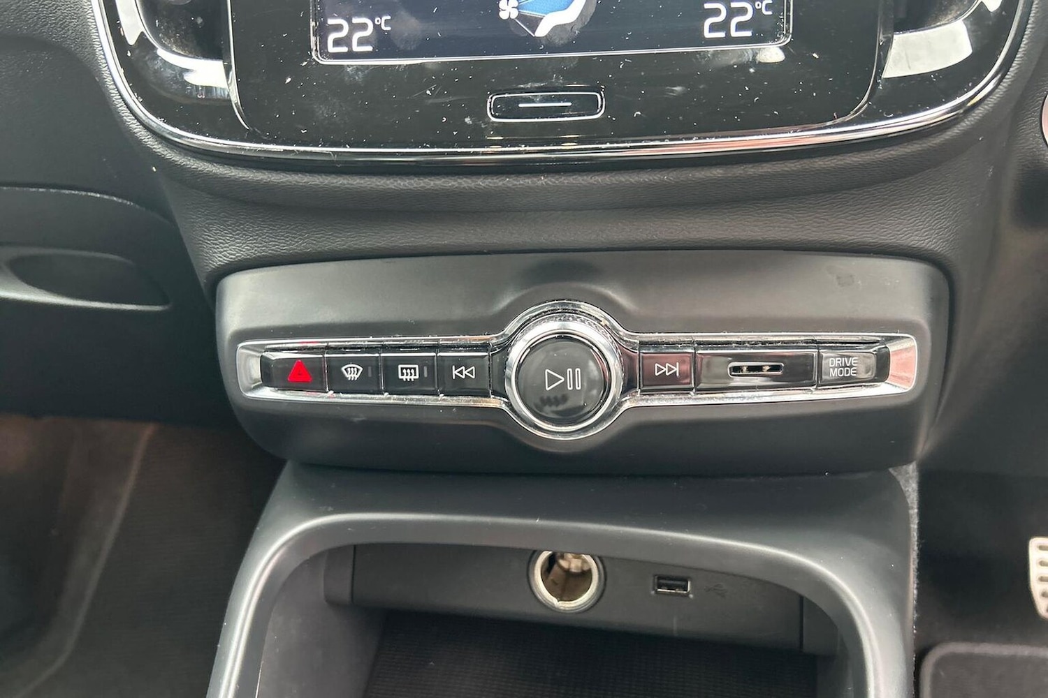 Used Volvo XC40 2022 for sale - 78192735: Photo 14