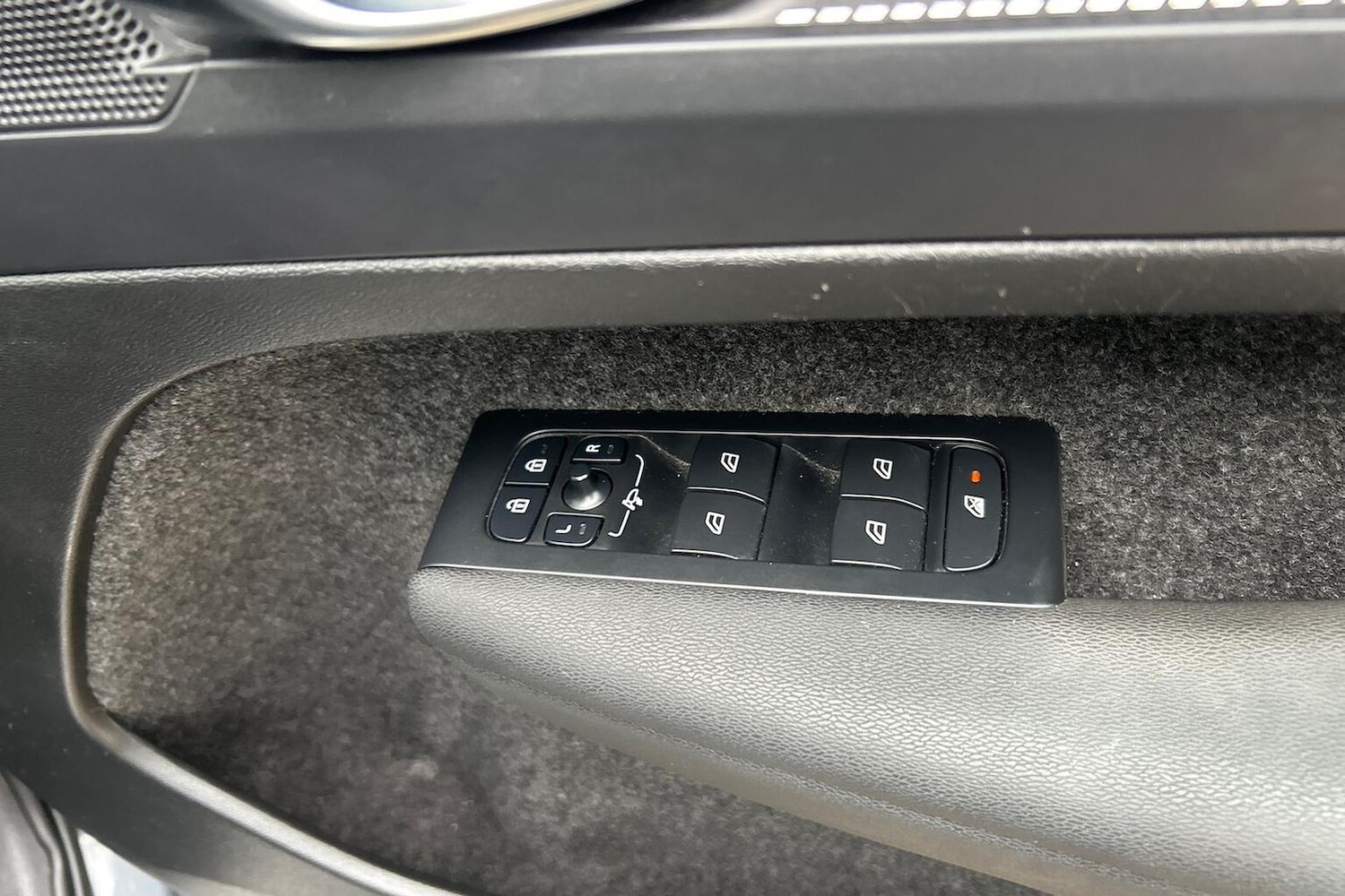 Used Volvo XC40 2022 for sale - 78192735: Photo 23