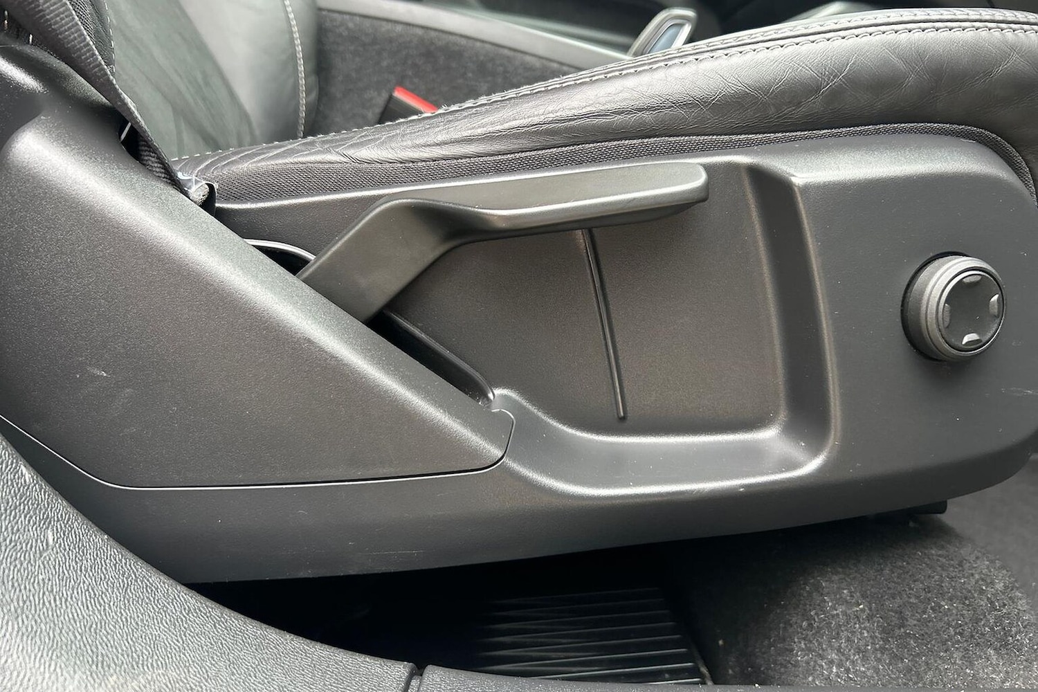 Used Volvo XC40 2022 for sale - 78192735: Photo 32