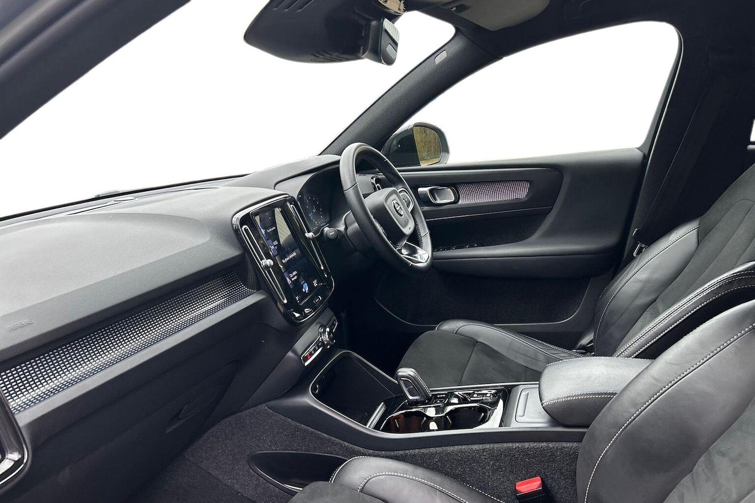 Used Volvo XC40 2022 for sale - 78192735: Photo 9