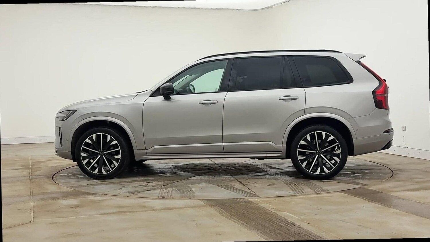 Used Volvo XC90 2025 for sale - 78192778: Photo 10